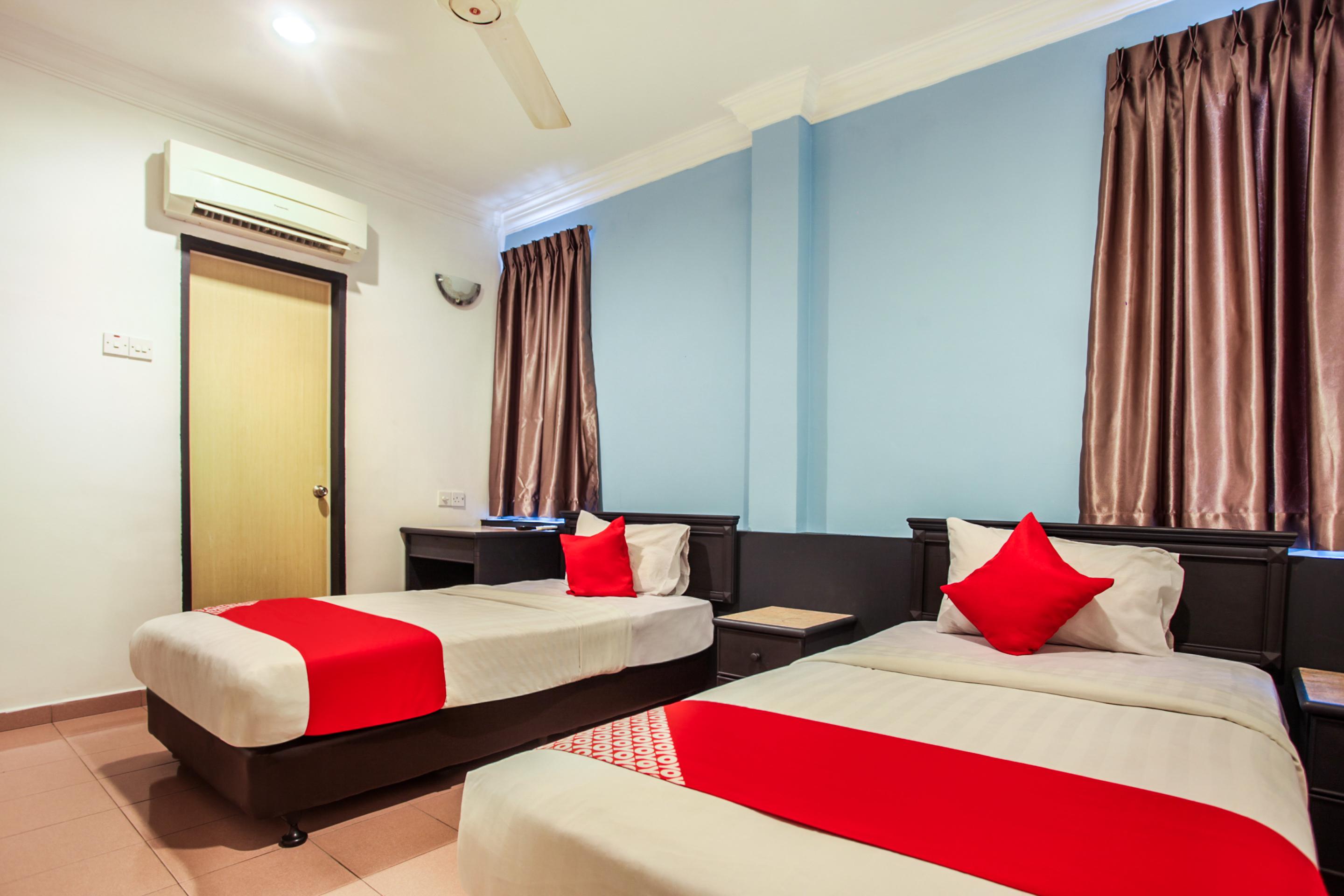 Hotel Home 88 Teluk Intan Exteriör bild