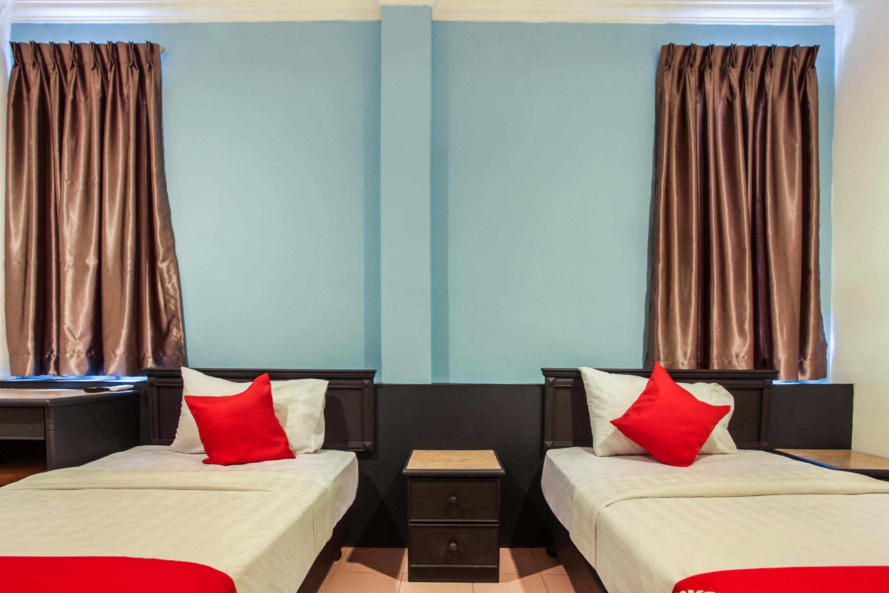 Hotel Home 88 Teluk Intan Exteriör bild