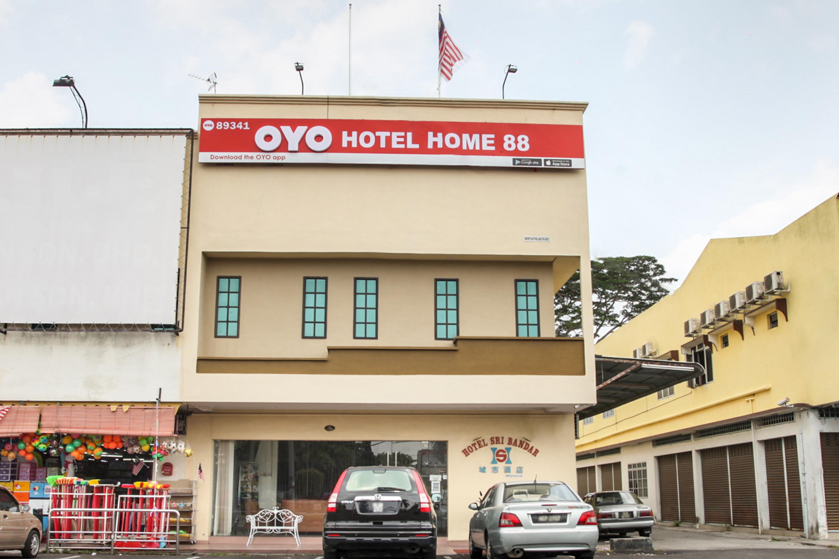 Hotel Home 88 Teluk Intan Exteriör bild
