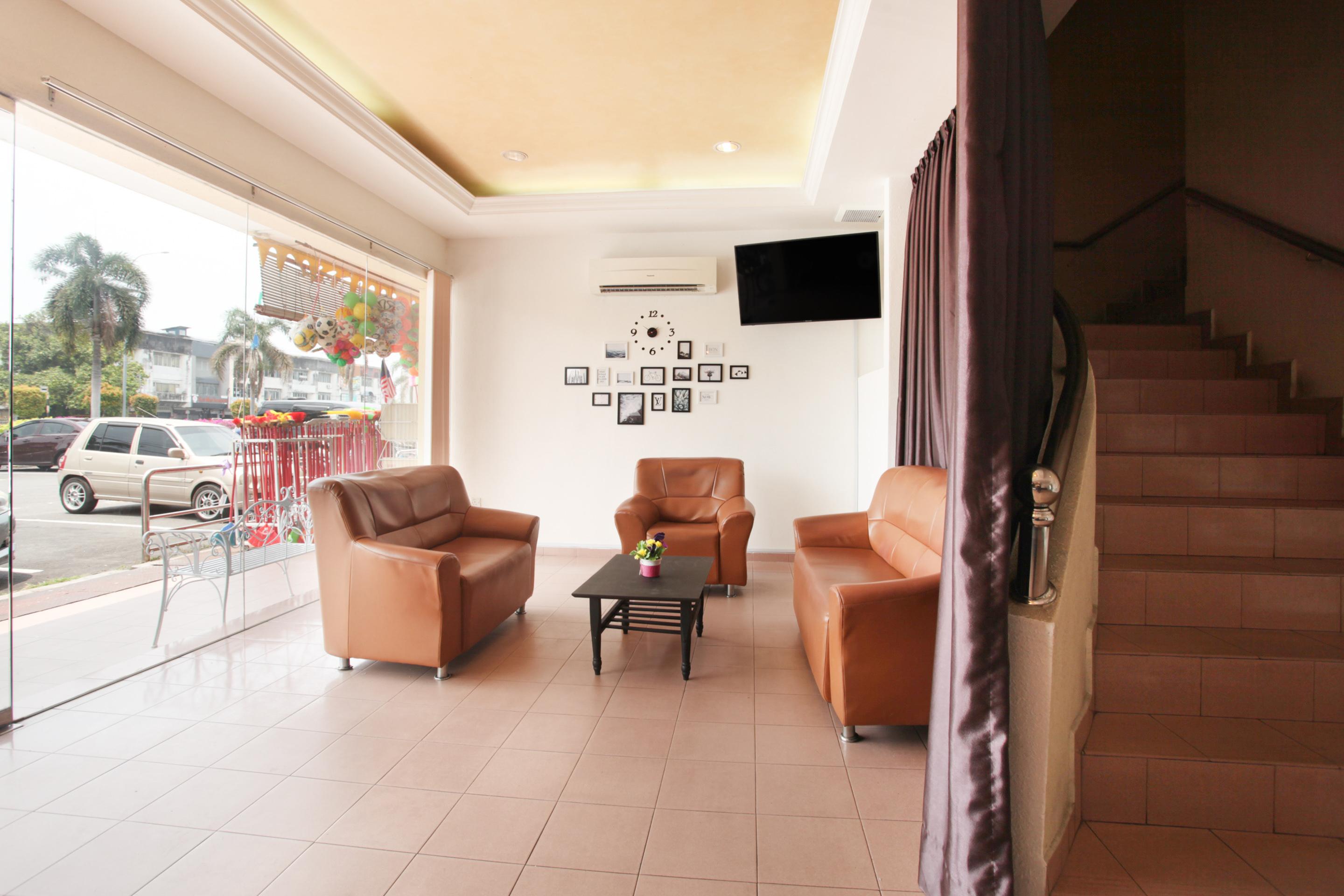 Hotel Home 88 Teluk Intan Exteriör bild